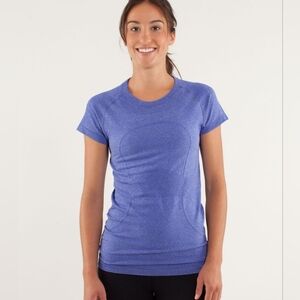 Lululemon Swiftly Tech Short Sleeve Purple Size 8 For Running, Yoga